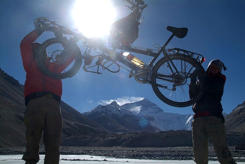 tibet5 002-stolze-ankunft-im-mt-everest-basislager