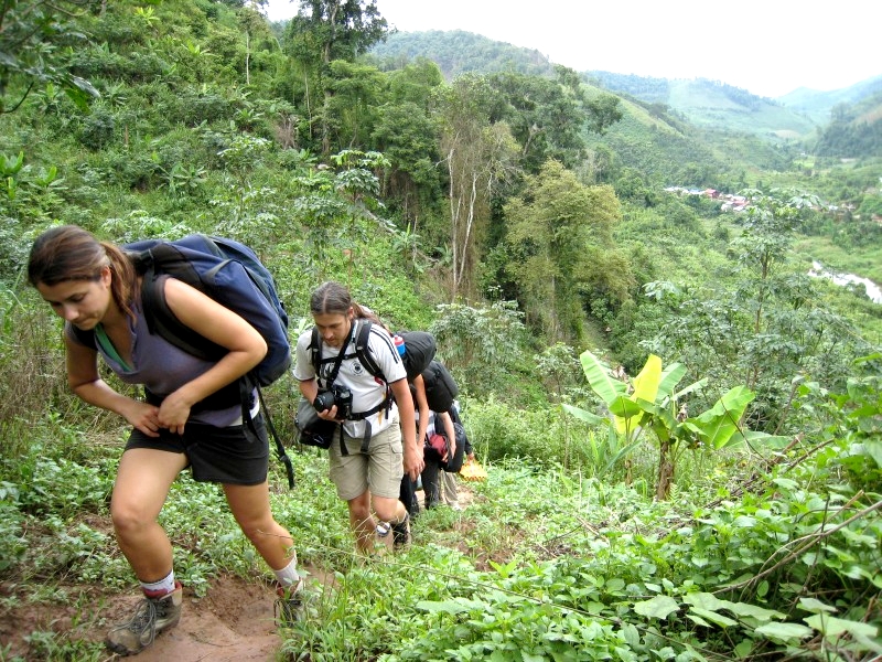 Laos: Wir wandern durch den nicht mehr vorhandenen Regenwald